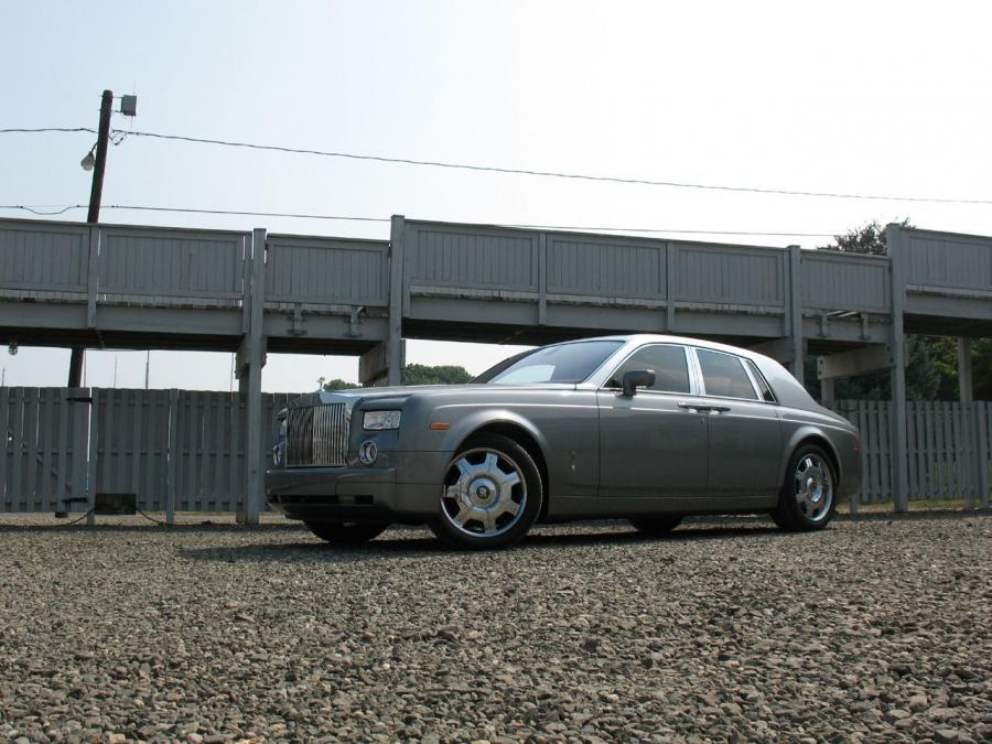  Rolls-Royce Phantom 2007 года  (фото 65 из 102)